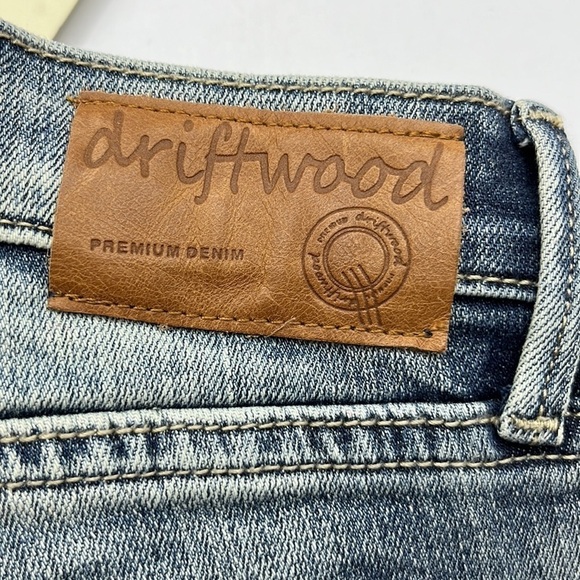 Driftwood Embroidered Floral Marilyn MID Rise NWT Size 27 - Picture 13 of 16